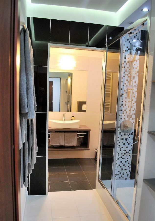 Lux Apartment Center วรอตซวาฟ ภายนอก รูปภาพ