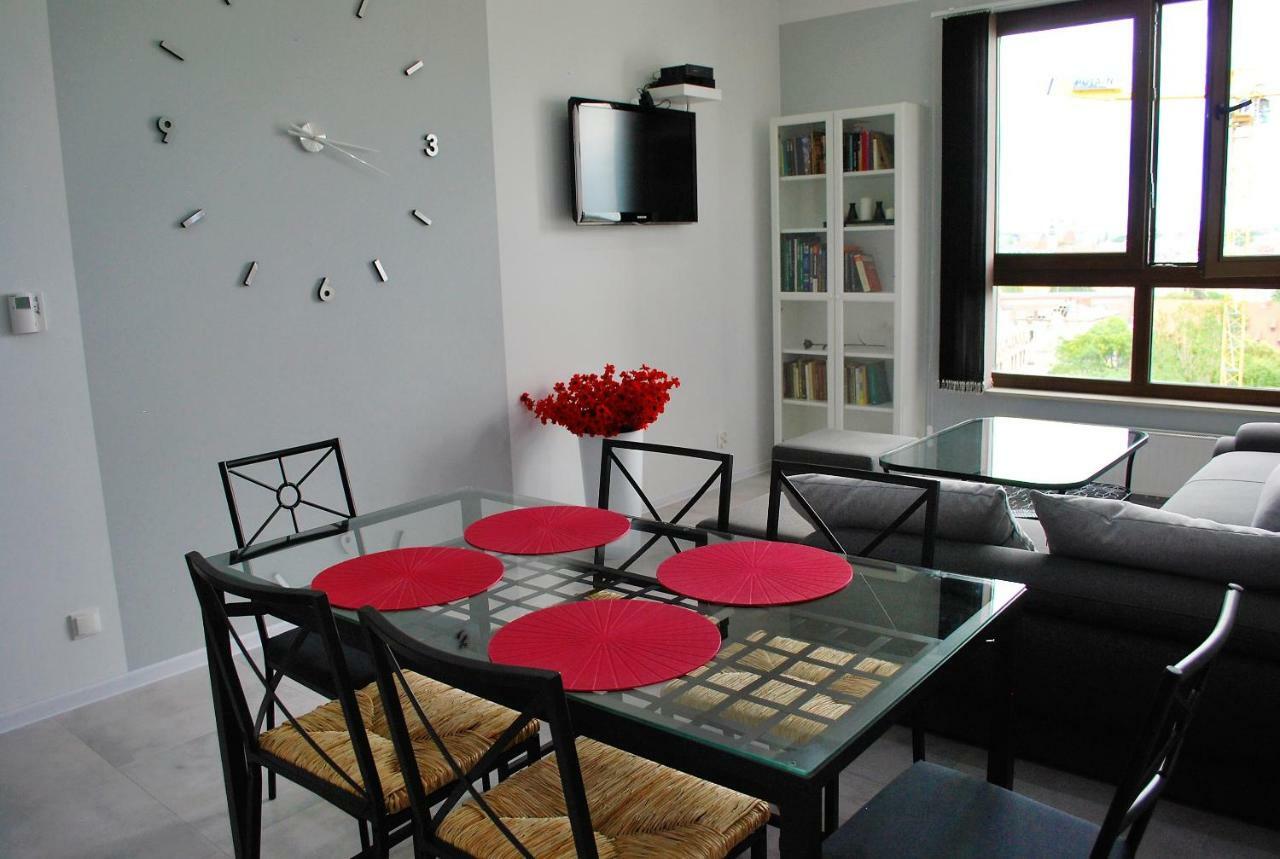 Lux Apartment Center วรอตซวาฟ ภายนอก รูปภาพ