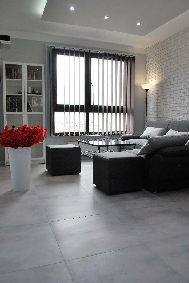 Lux Apartment Center วรอตซวาฟ ภายนอก รูปภาพ