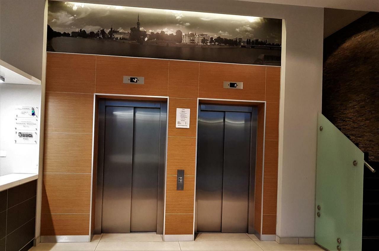 Lux Apartment Center วรอตซวาฟ ภายนอก รูปภาพ