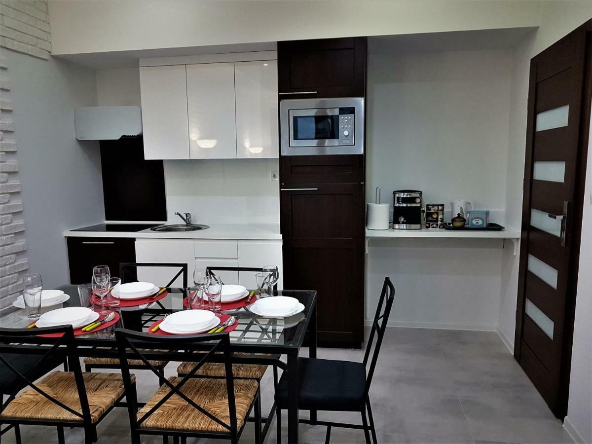 Lux Apartment Center วรอตซวาฟ ภายนอก รูปภาพ