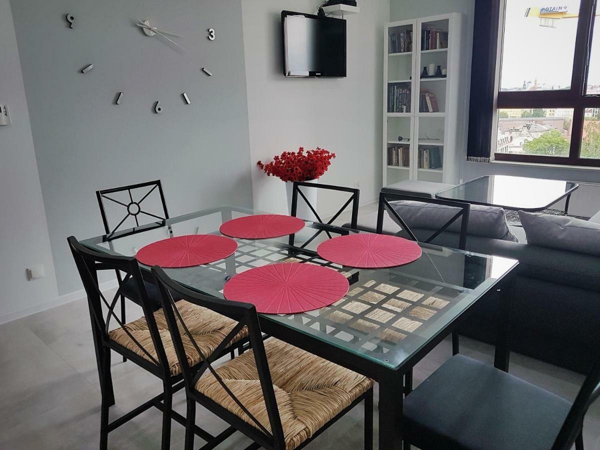 Lux Apartment Center วรอตซวาฟ ภายนอก รูปภาพ