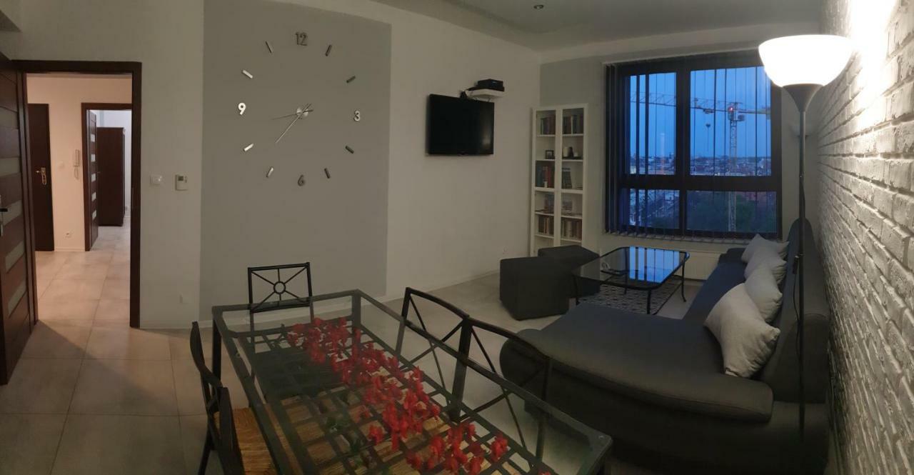 Lux Apartment Center วรอตซวาฟ ภายนอก รูปภาพ