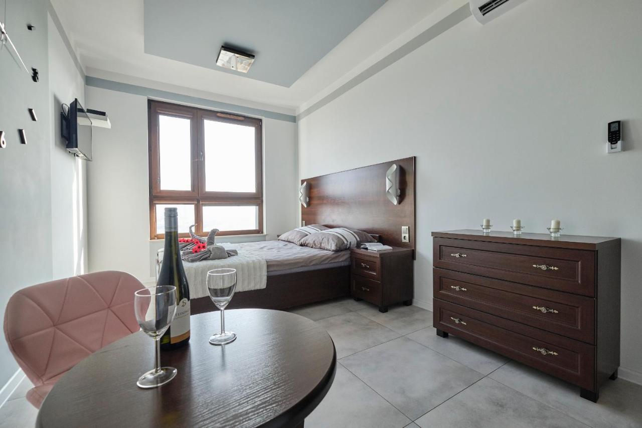 Lux Apartment Center วรอตซวาฟ ภายนอก รูปภาพ