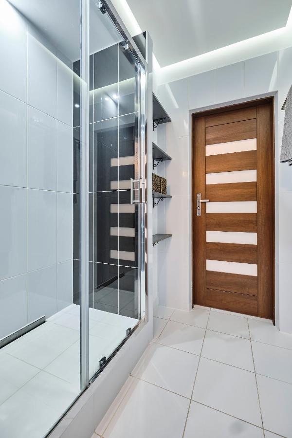 Lux Apartment Center วรอตซวาฟ ภายนอก รูปภาพ
