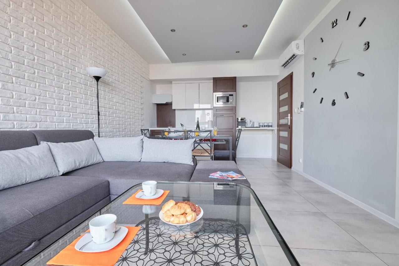 Lux Apartment Center วรอตซวาฟ ภายนอก รูปภาพ
